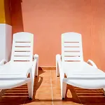アパート Salt And Sea Apartment, Sea View, Free Wi Fi