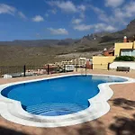 アパート Salt And Sea Apartment, Sea View, Free Wi Fi アデヘ