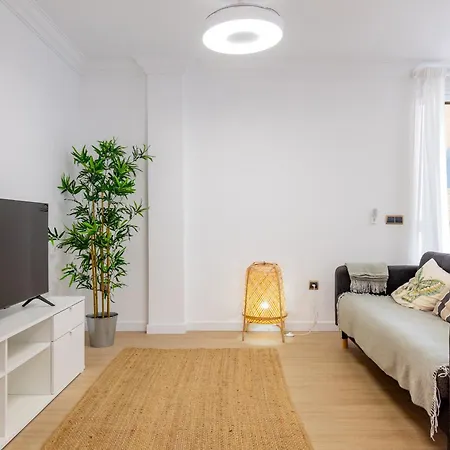 Salt And Sea Apartment, Sea View, Free Wi Fi *